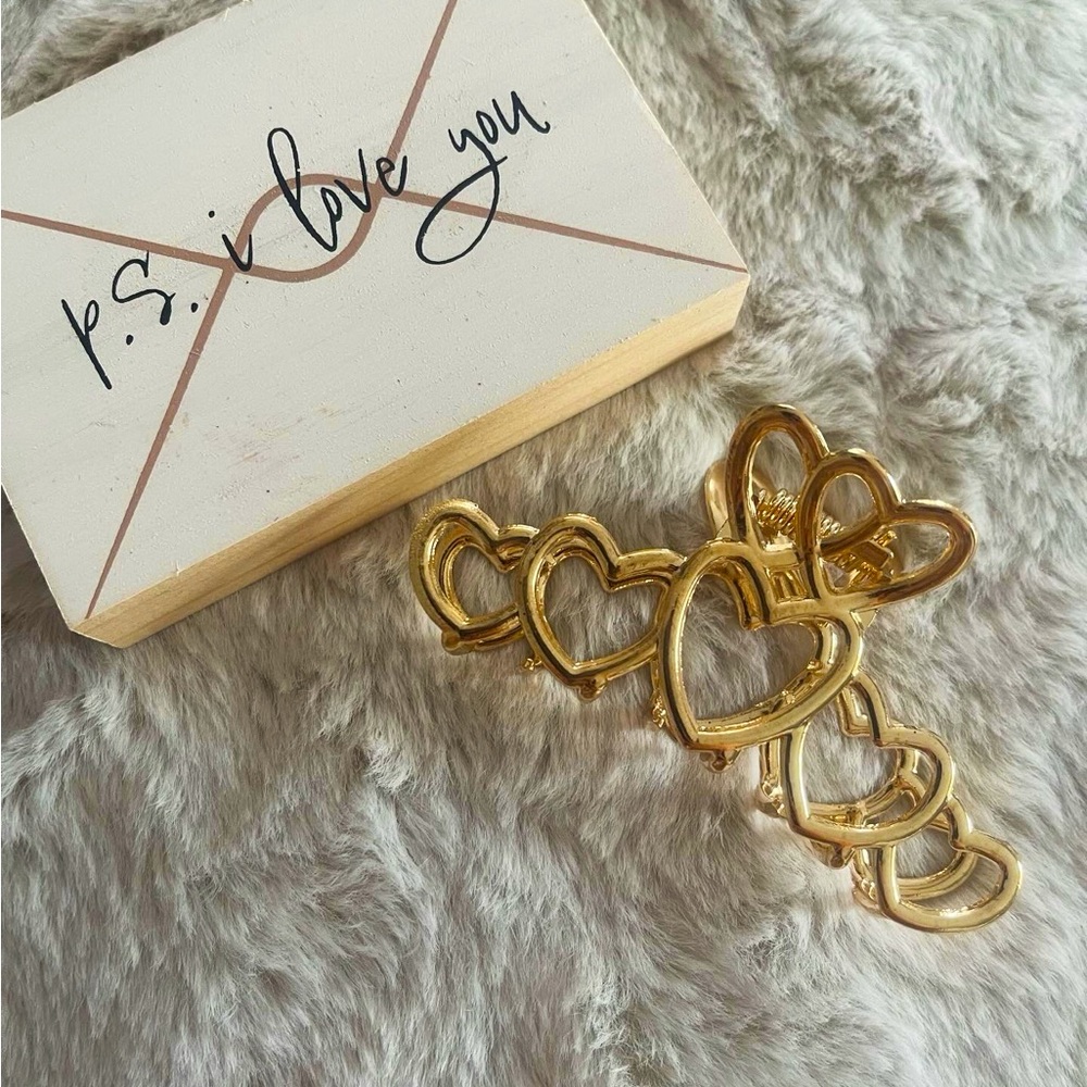 Gold Heart Hair Clip